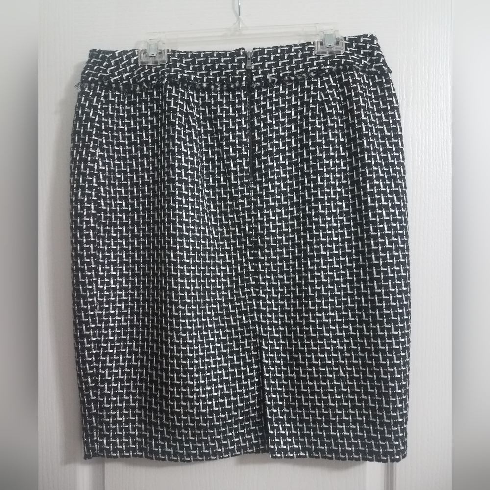 Jones NY Skirt White/Black Tweed EUC Size 12 - Picture 3 of 4